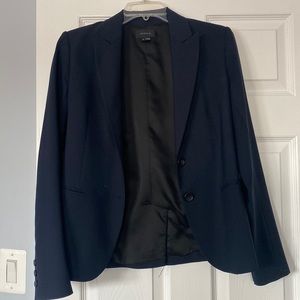 Size 4 Joanie Blazer by Theory that was only worn once